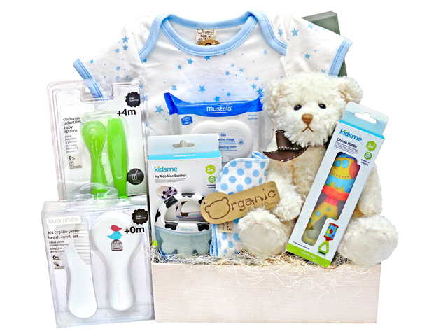 New Born Baby Gift - Baby Gift Basket z13 - L36668679 Photo